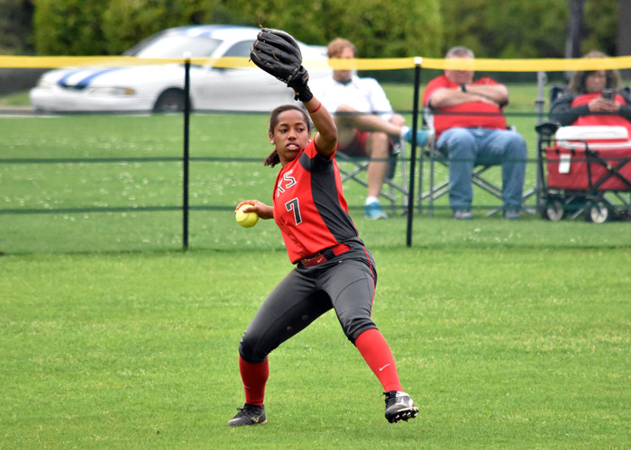Daisha Henderson was 4-for-6 with an RBI, two runs and two stolen bases in Saturday's doubleheader with Covenant.