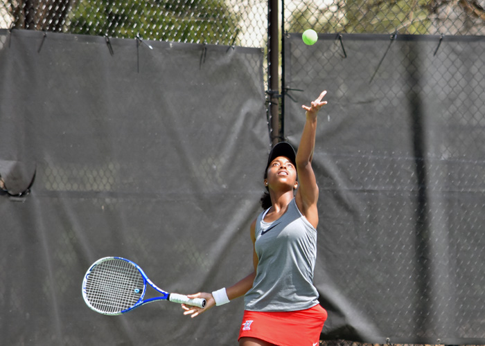 Lady Hawks pick up fifth conference win